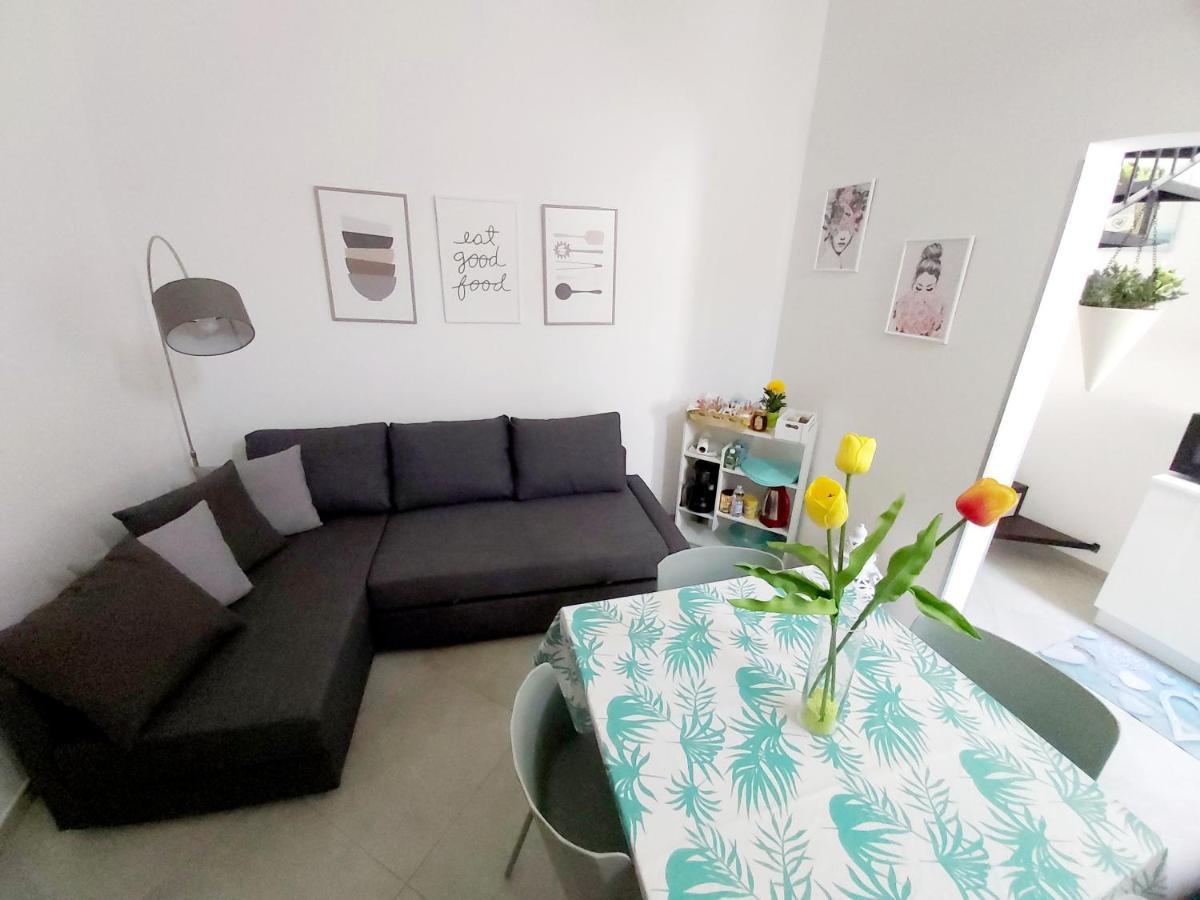 Dimora Asmara 11 15 Apartment Бриндизи Екстериор снимка